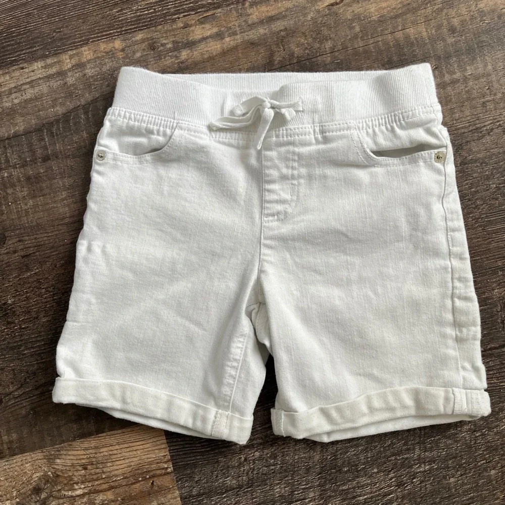 Justice White Denim Shorts Girls‎ Pull-On Waistband Cuffed Hem Size 12 Slim